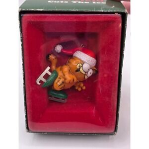Vintage 1978 Garfield Cuts The Ice Christmas Ornament Enesco Boxed Holiday Box